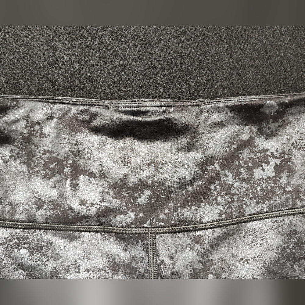 Athleta Women's XS Elation Misty Lace Tight Leggings Pants, Black Gray Silver - Picture 5 of 12